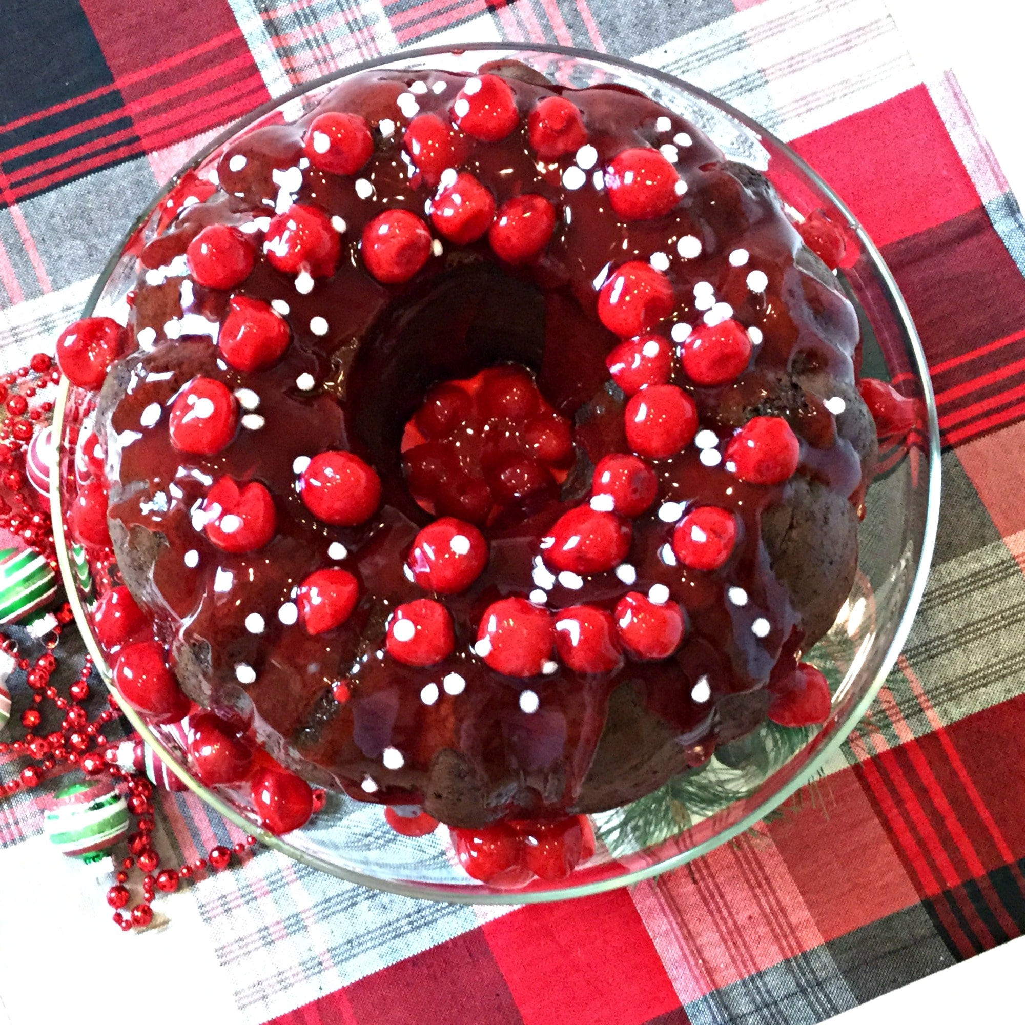 chocolate-cherry-cake-e