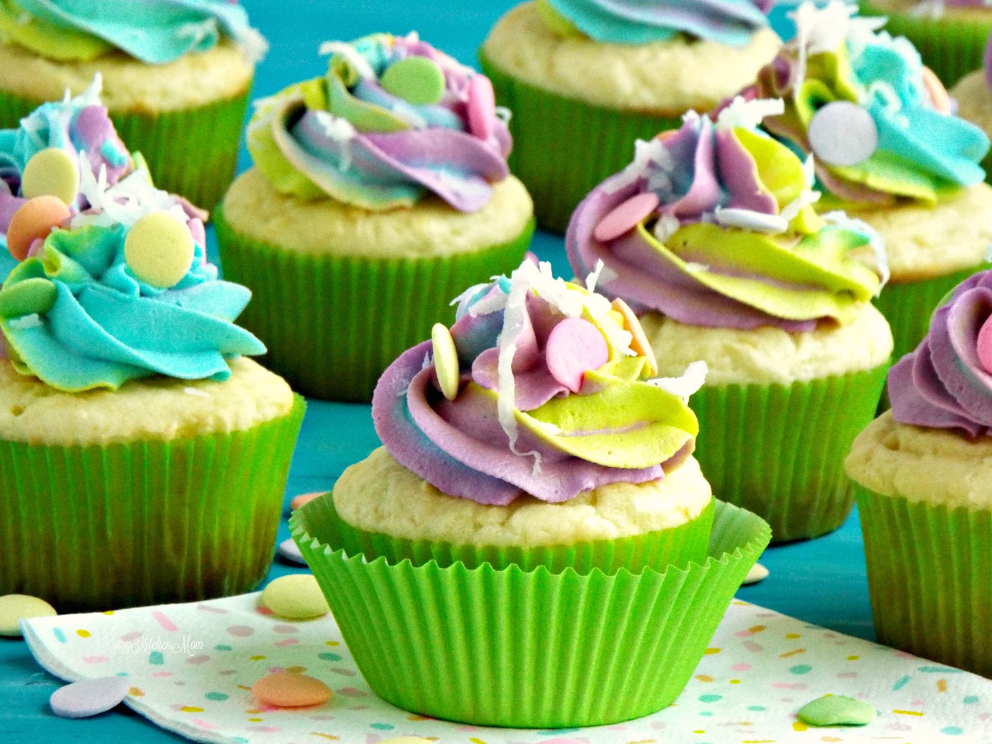 Coconut Cream Unicorn Cupcakes
