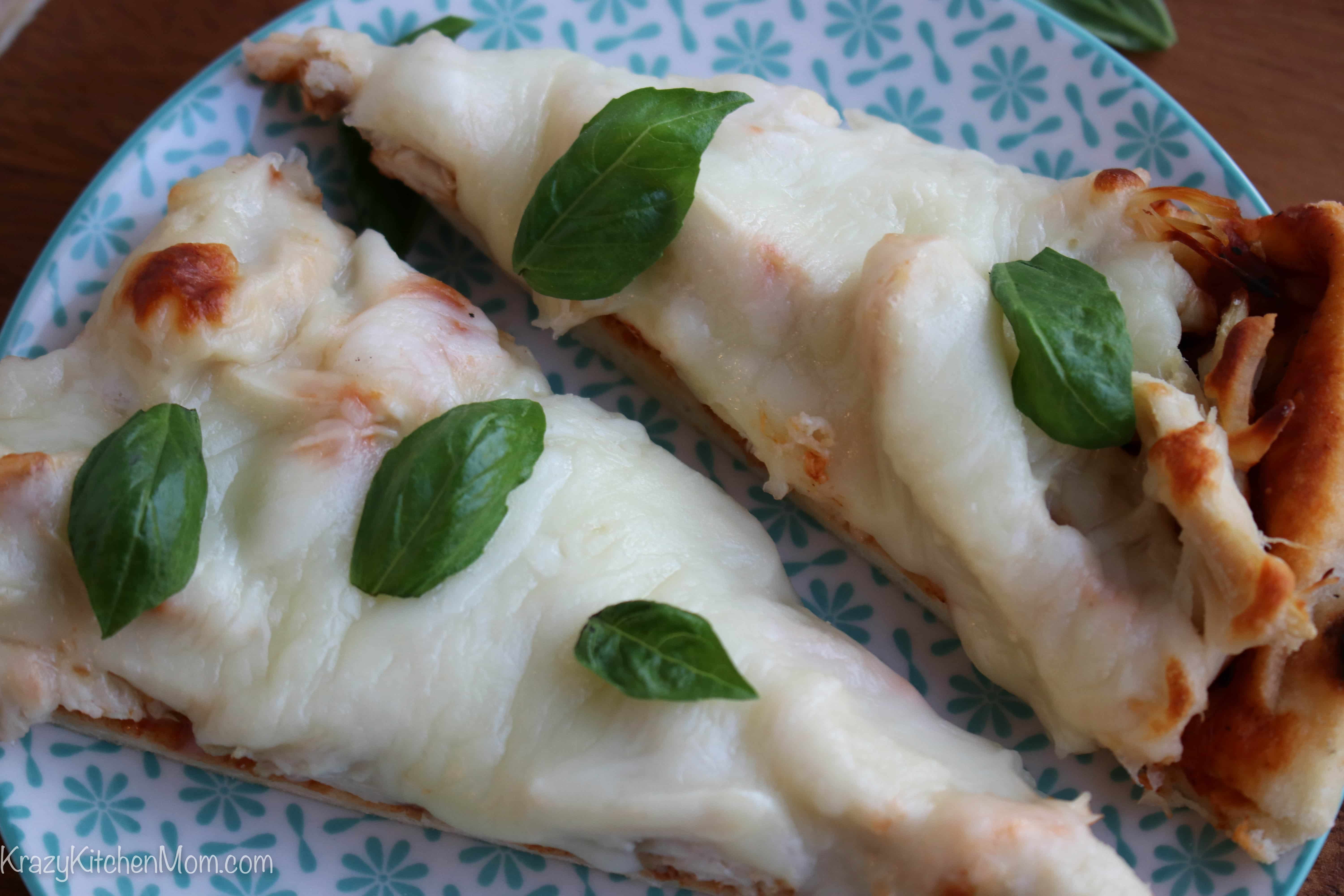 Rotisserie Barbecue Chicken Flatbread Pizza