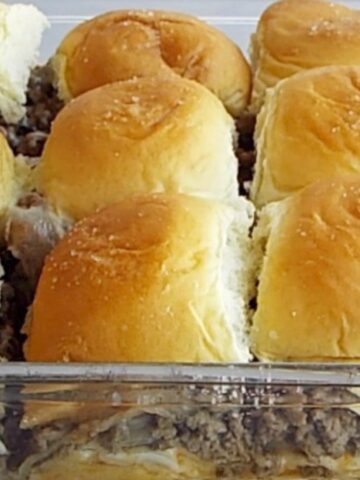 Cheesy Ground Beef Sandwich