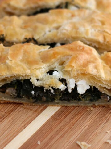 traditional spinach pie spanakopita