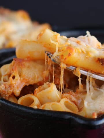 Cheesy Potluck Baked Ziti