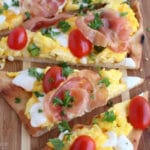 Breakfast Flatbread Pizza