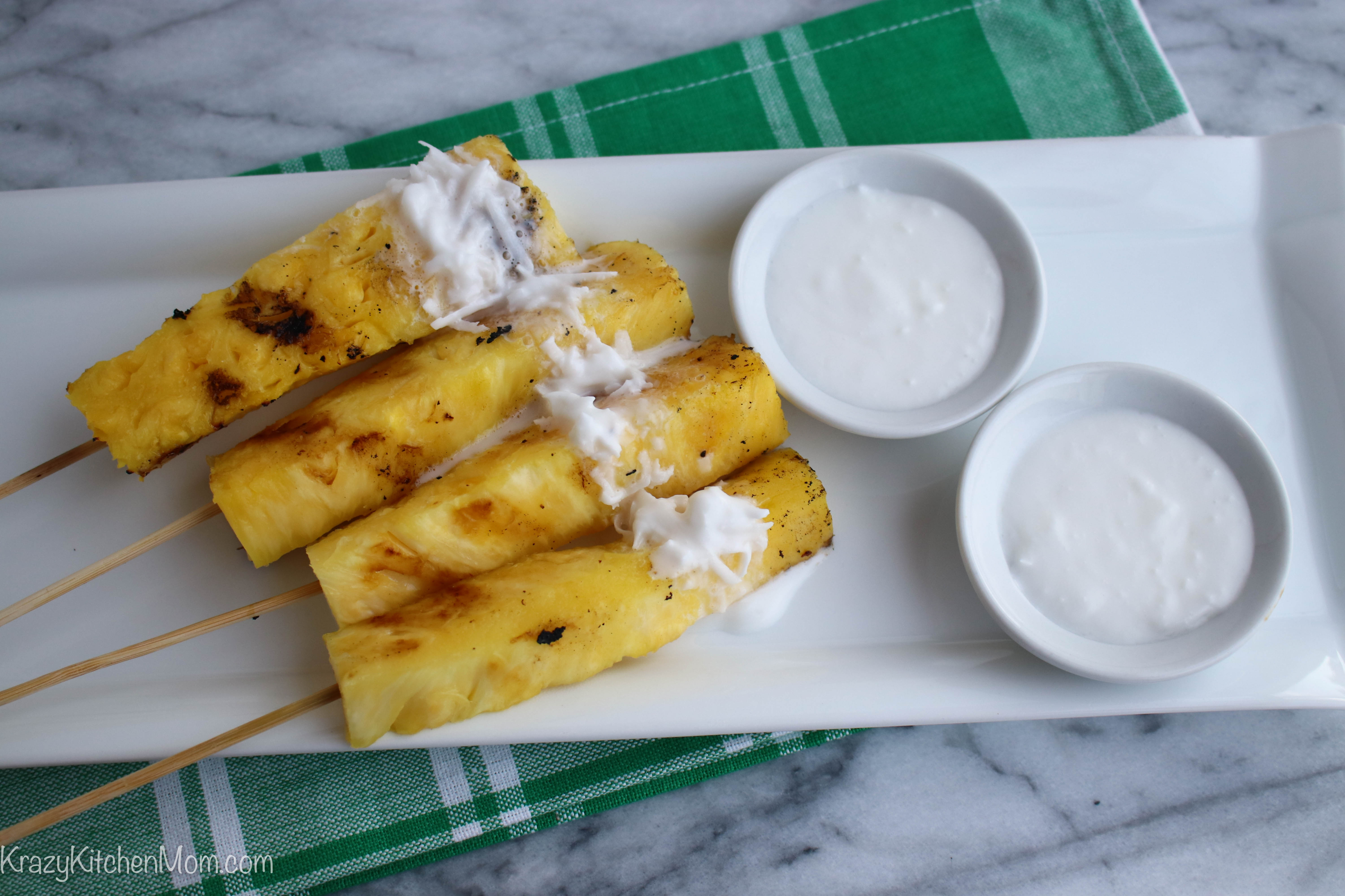 Grilled Pineapple With Coconut Rum Sauce