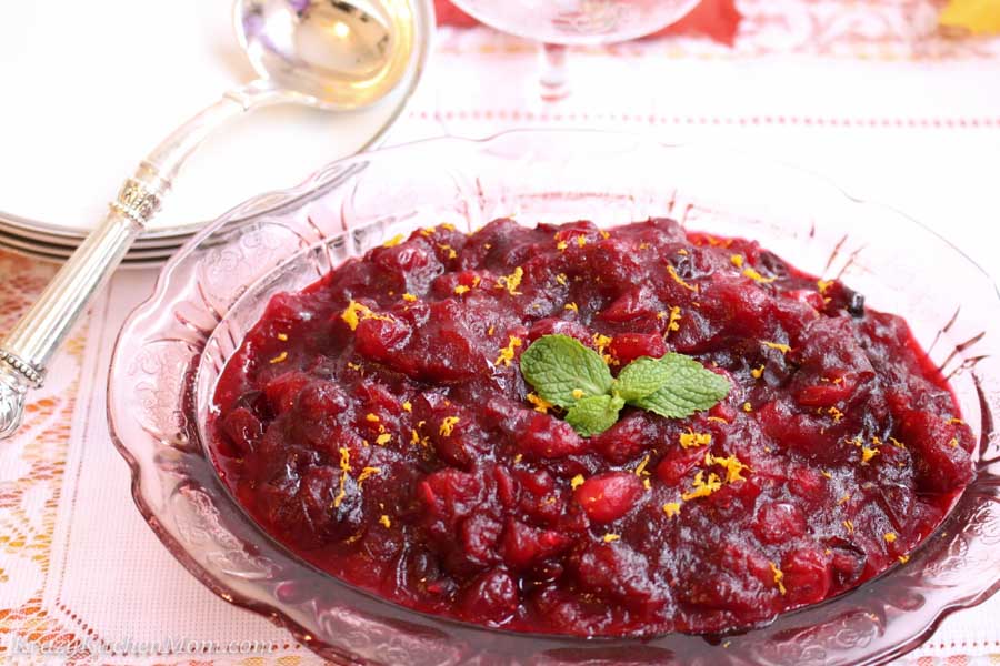 Cranberry Sauce with Cardamom and Cinnamon