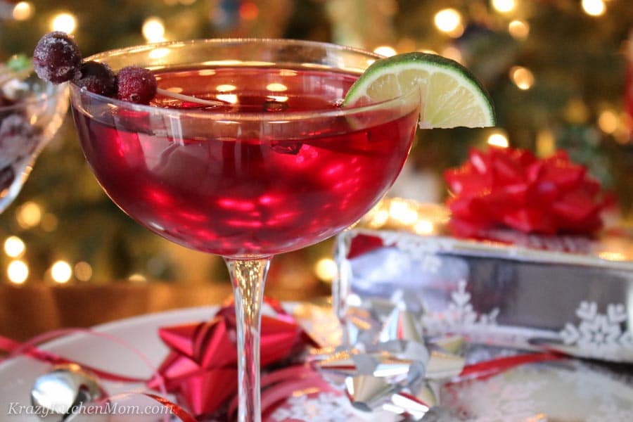 Scarlet O'Hara Cocktail - The Best Cranberry Cocktail Recipes