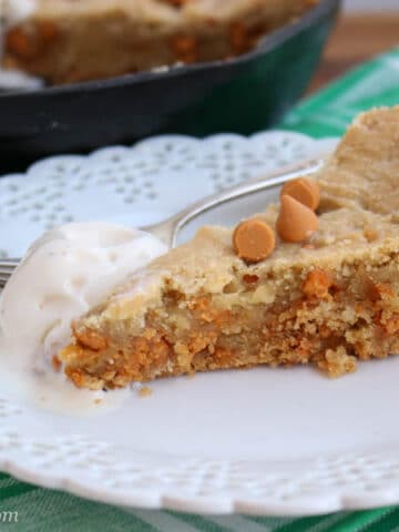 Butterscotch Skillet Blondies