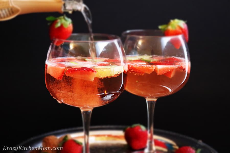 Strawberry Gin Spritzer