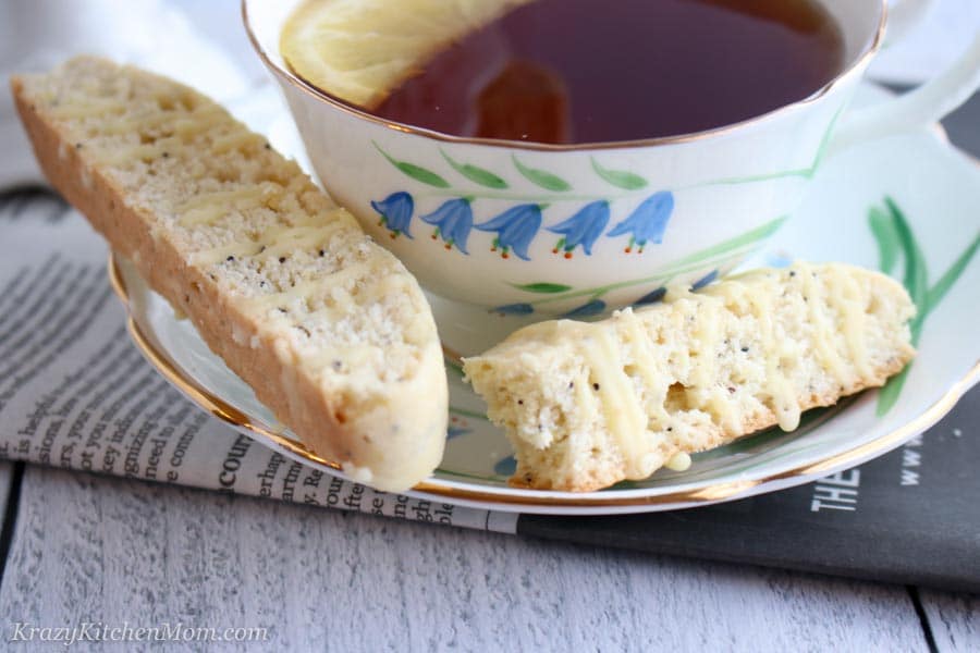 LEMON POPPY SEED BISCOTTI