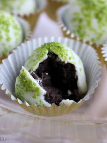 No Bake Mint Oreo Cookie Balls