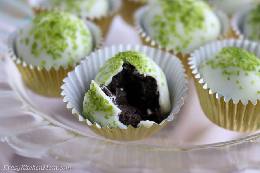 No Bake Mint Oreo Cookie Balls