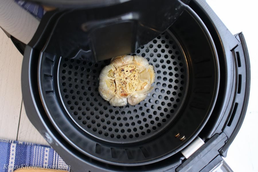 Air Fryer Roasted Garlic Aioli