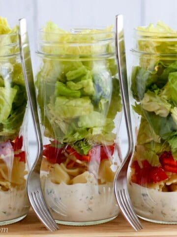 Buttermilk salad dressing in a jar