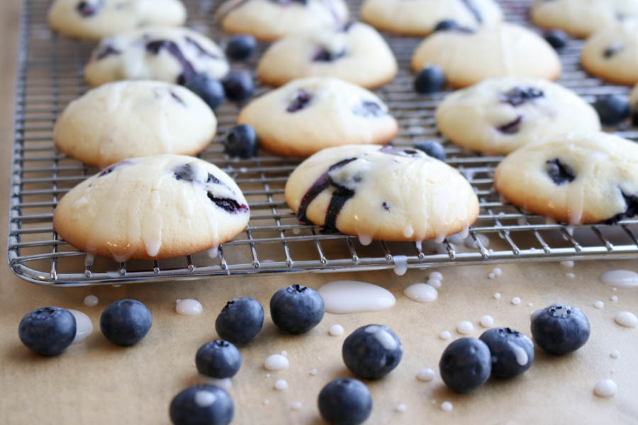 Side view of muffin tops