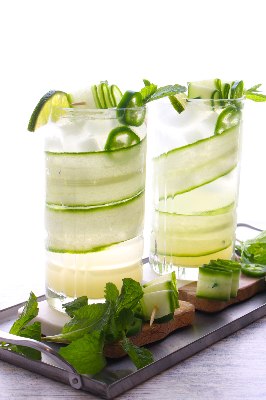 2 glasses of cucumber lime cocktail