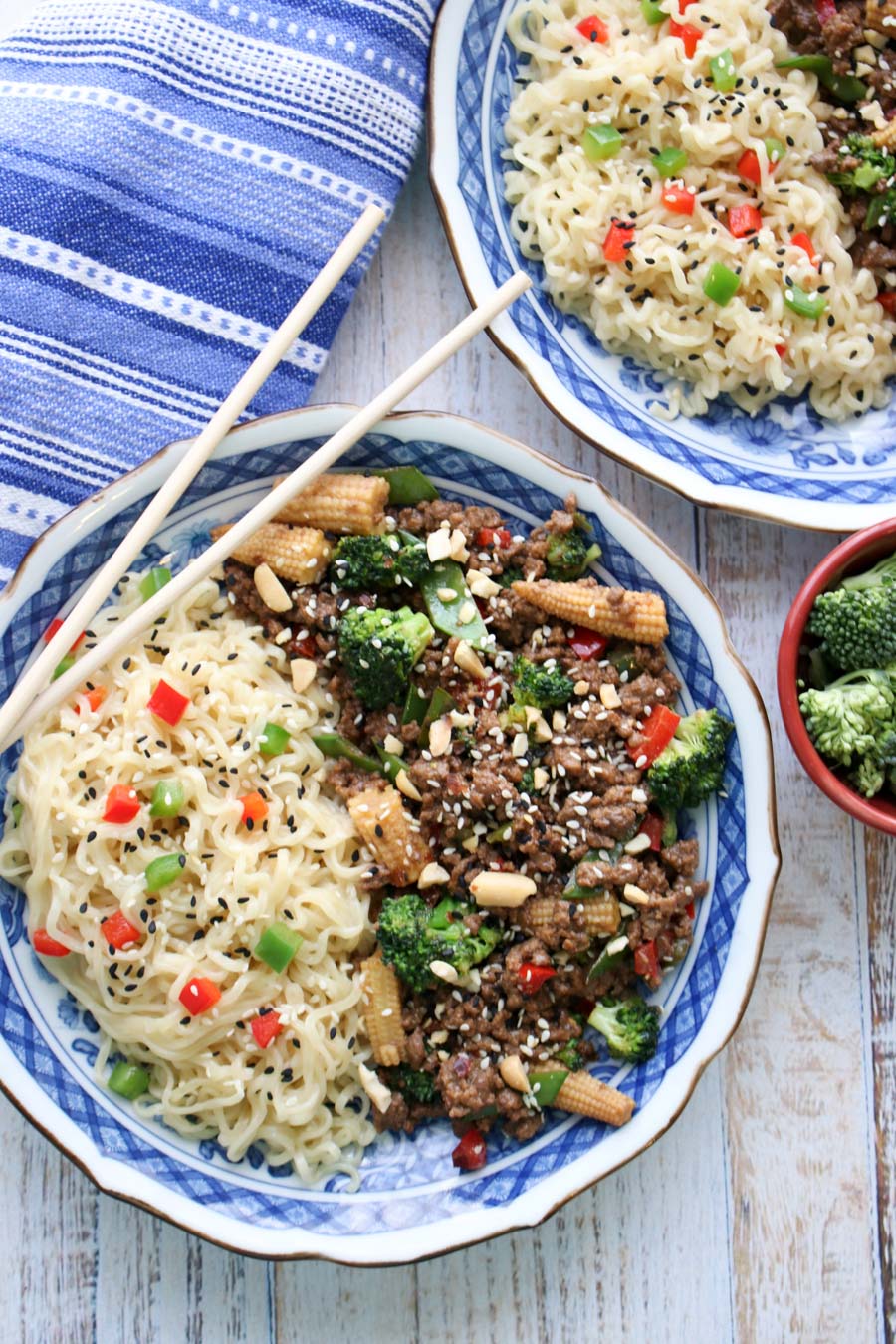 Hamburger Ramen Noodle Bowls