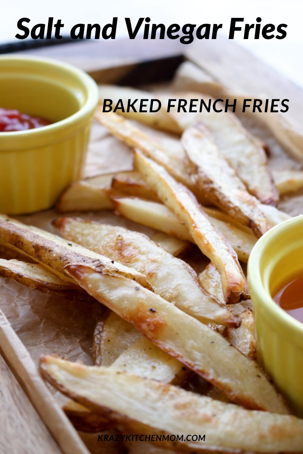 If you like salt and vinegar potato chips then you are going to absolutely love by Baked Salt and Vinegar Fries. So much flavor may give up on ketchup. via @krazykitchenmom