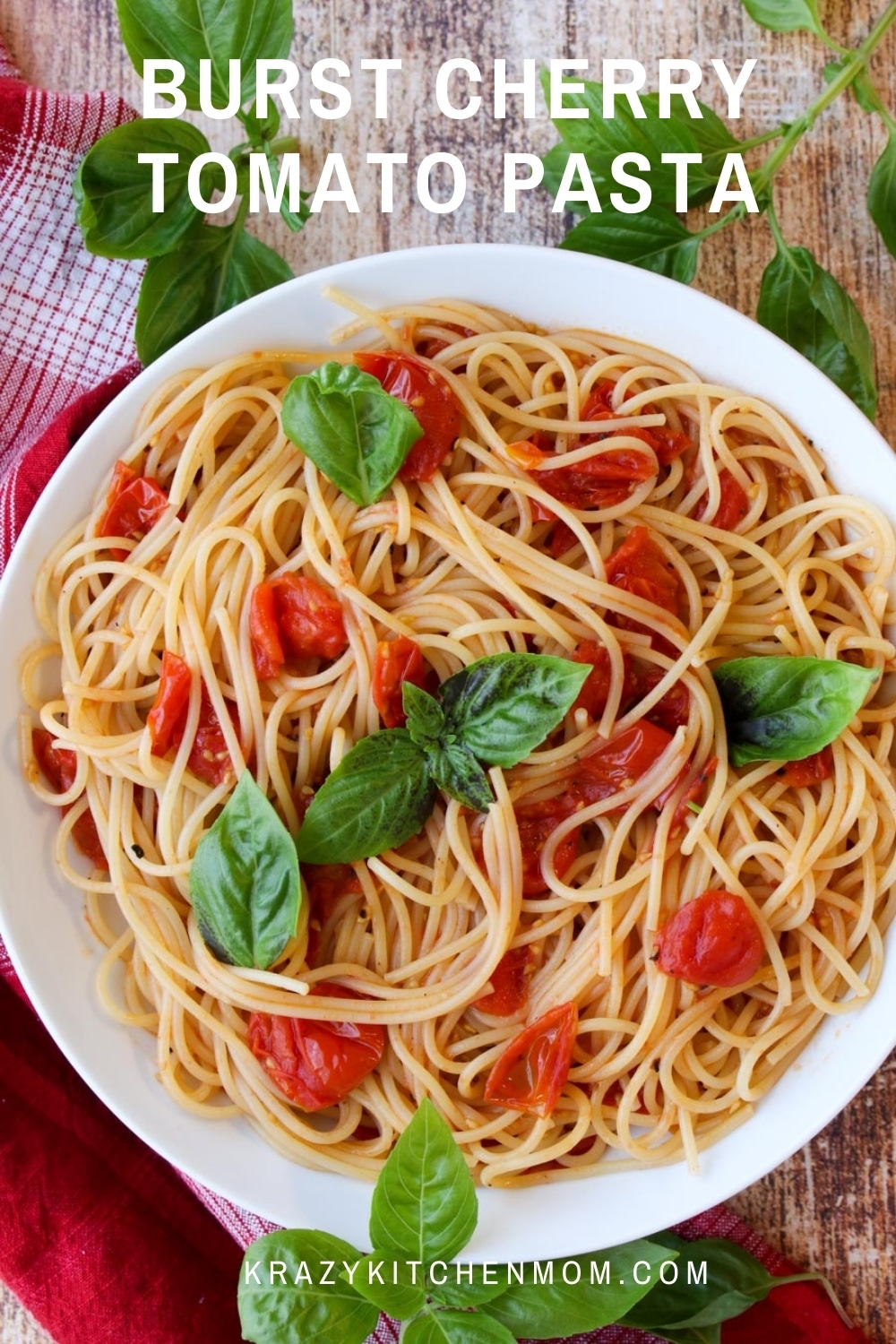 Pasta is a comfort food in my house. This quick, easy weeknight pasta dinner is creamy and rich and tastes like it came from a fancy Italian restaurant.  via @krazykitchenmom