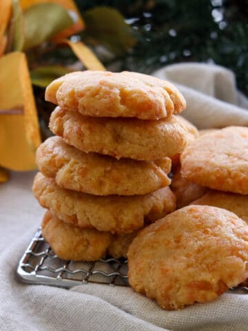 stack of cheese shortbread crackers