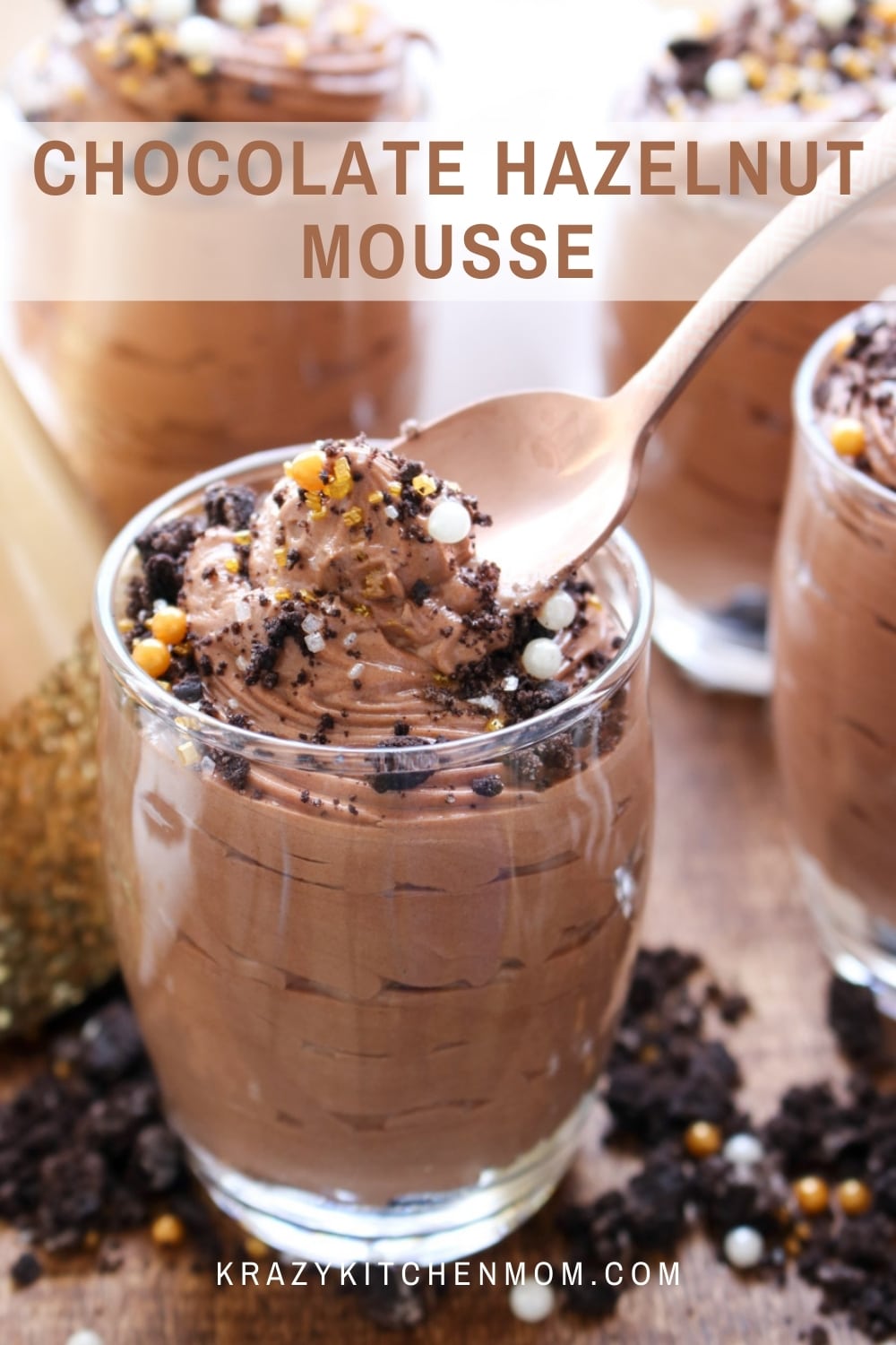 With only four ingredients and ten minutes, you can make the most decadent creamy chocolate mousse that rivals any fancy restaurant dessert.  via @krazykitchenmom
