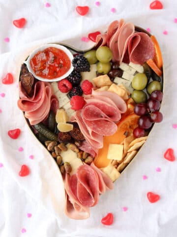 heart shaped charcuterie box