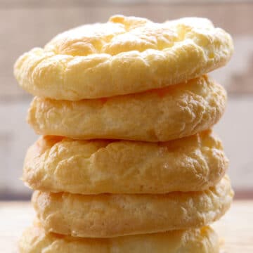 Cloud bread stacked on top of each other 5 slices high