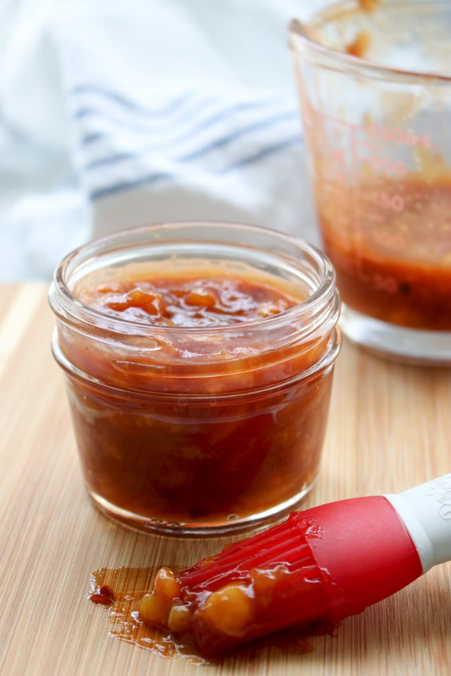 jar of peach bbq sauce