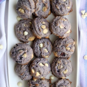 platter to blueberry cookies