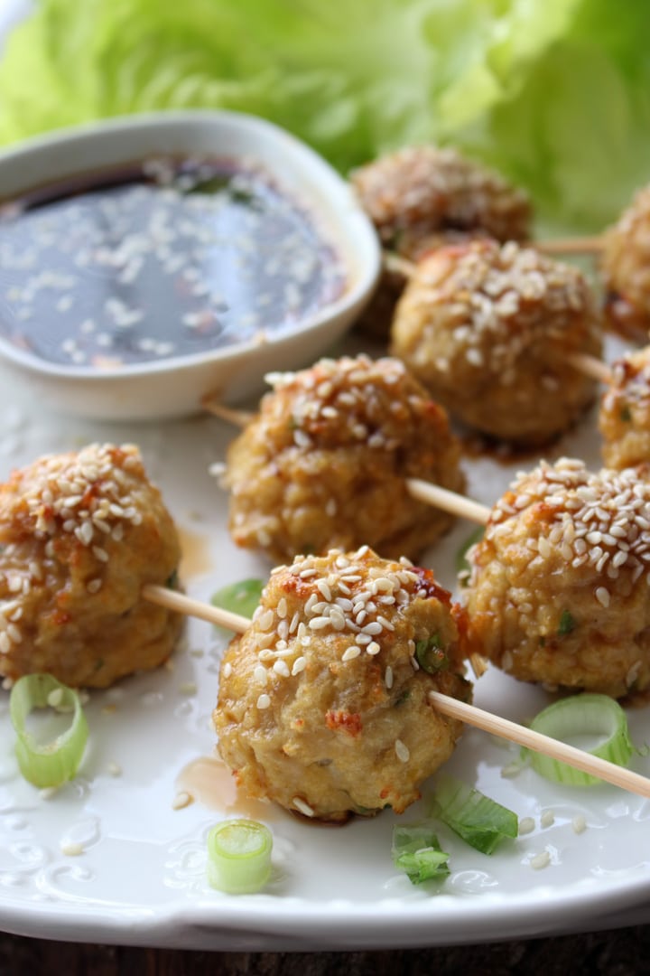 CHICKEN MEATBALLS ON A SKEWER