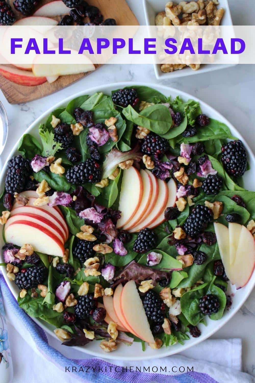 This beautiful salad is loaded with mixed greens, baby spinach, crispy fall apple slices, juicy blackberries, and tangy goat cheese. via @krazykitchenmom