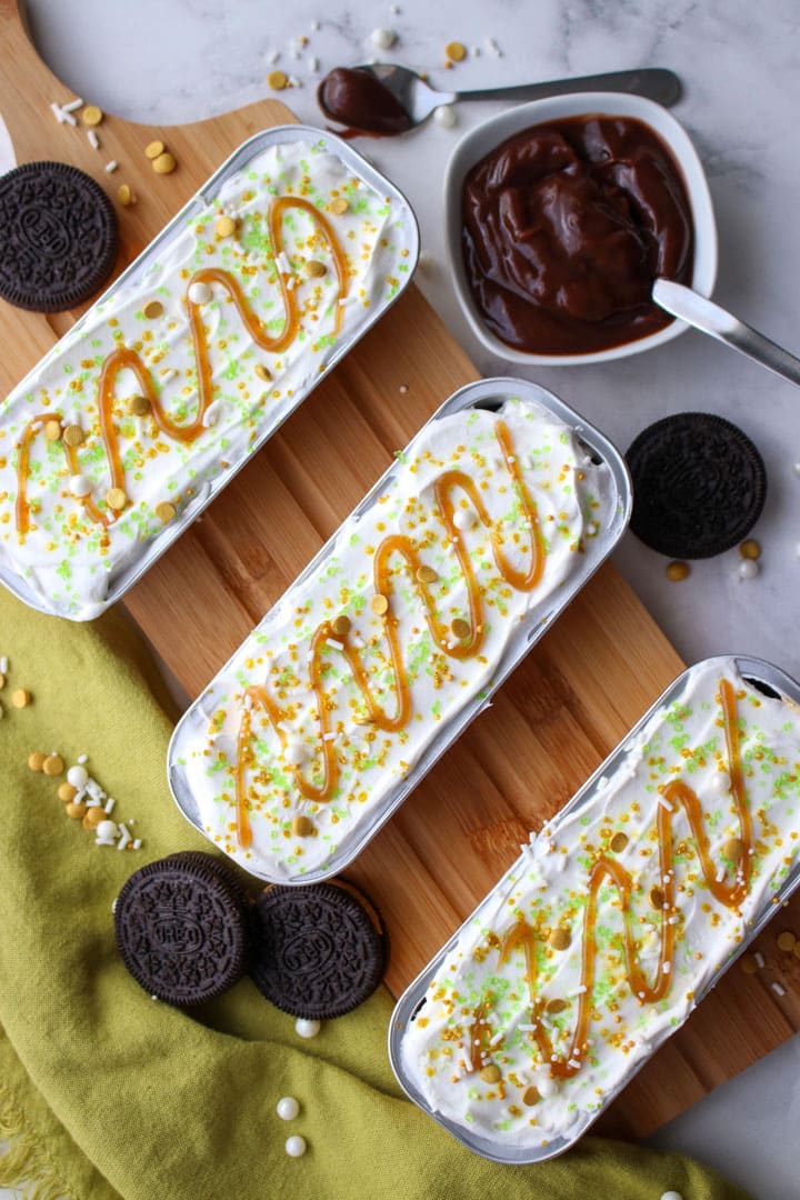 three no-bake Oreo Cookie Cakes