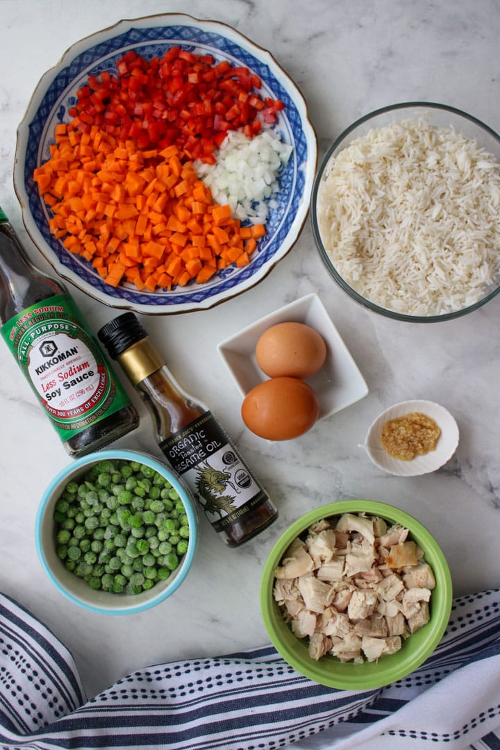 Ingredients to make rotisserie chicken fried rice