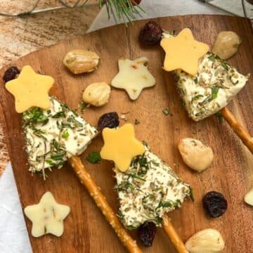 cheese appetizer shaped like a Christmas tree