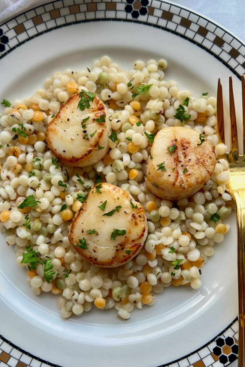 LEMON BUTTER SCALLOPS ON COUSCOUS