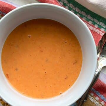 bowl of bang bang sauce