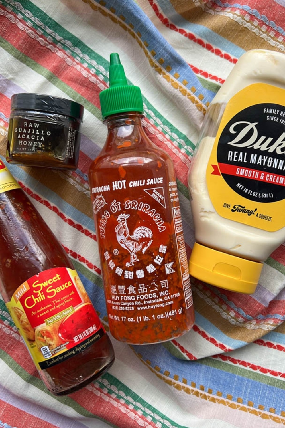 ingredients to make bang bang sauce