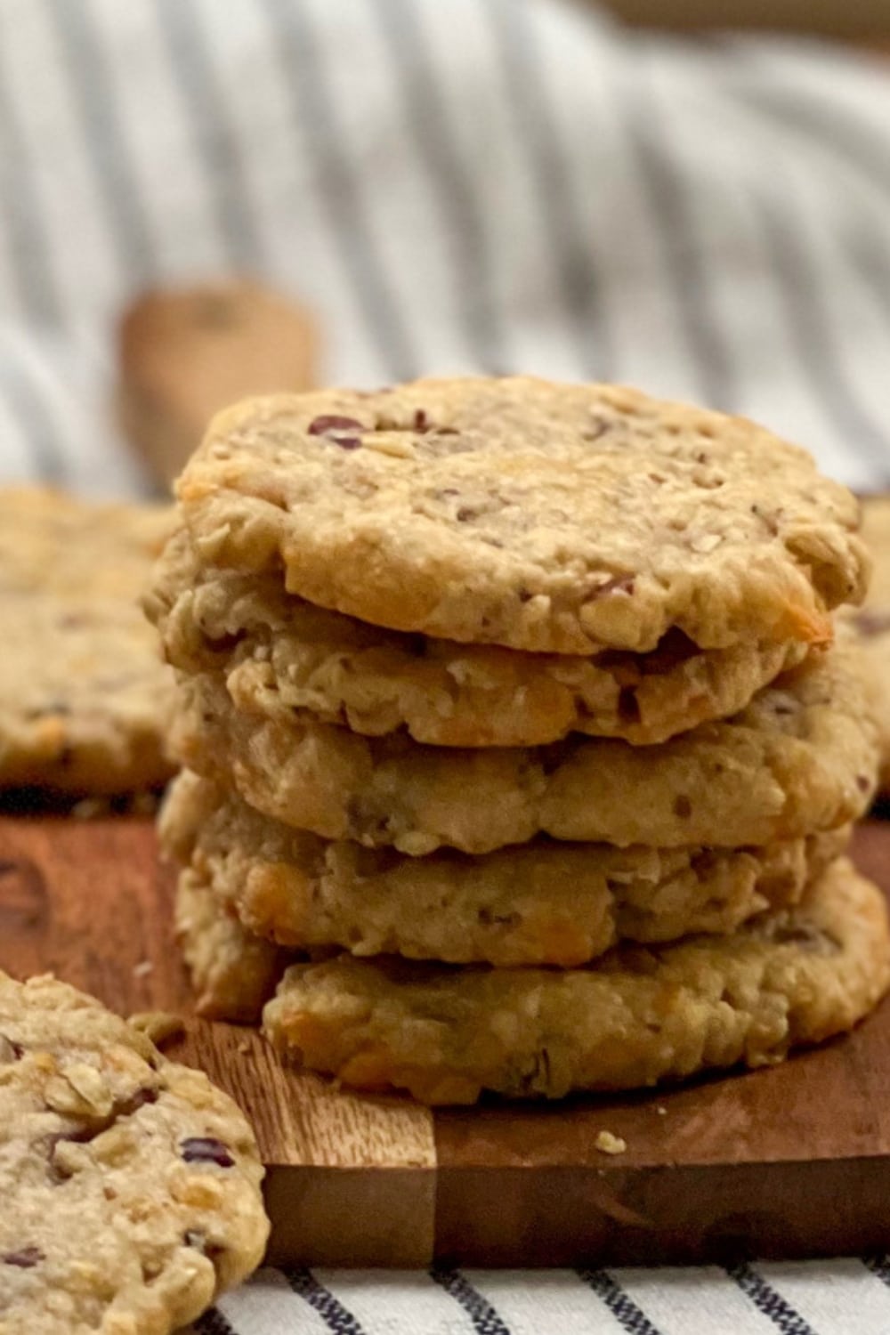 tower of CHEESY PECAN OAT CRISPS