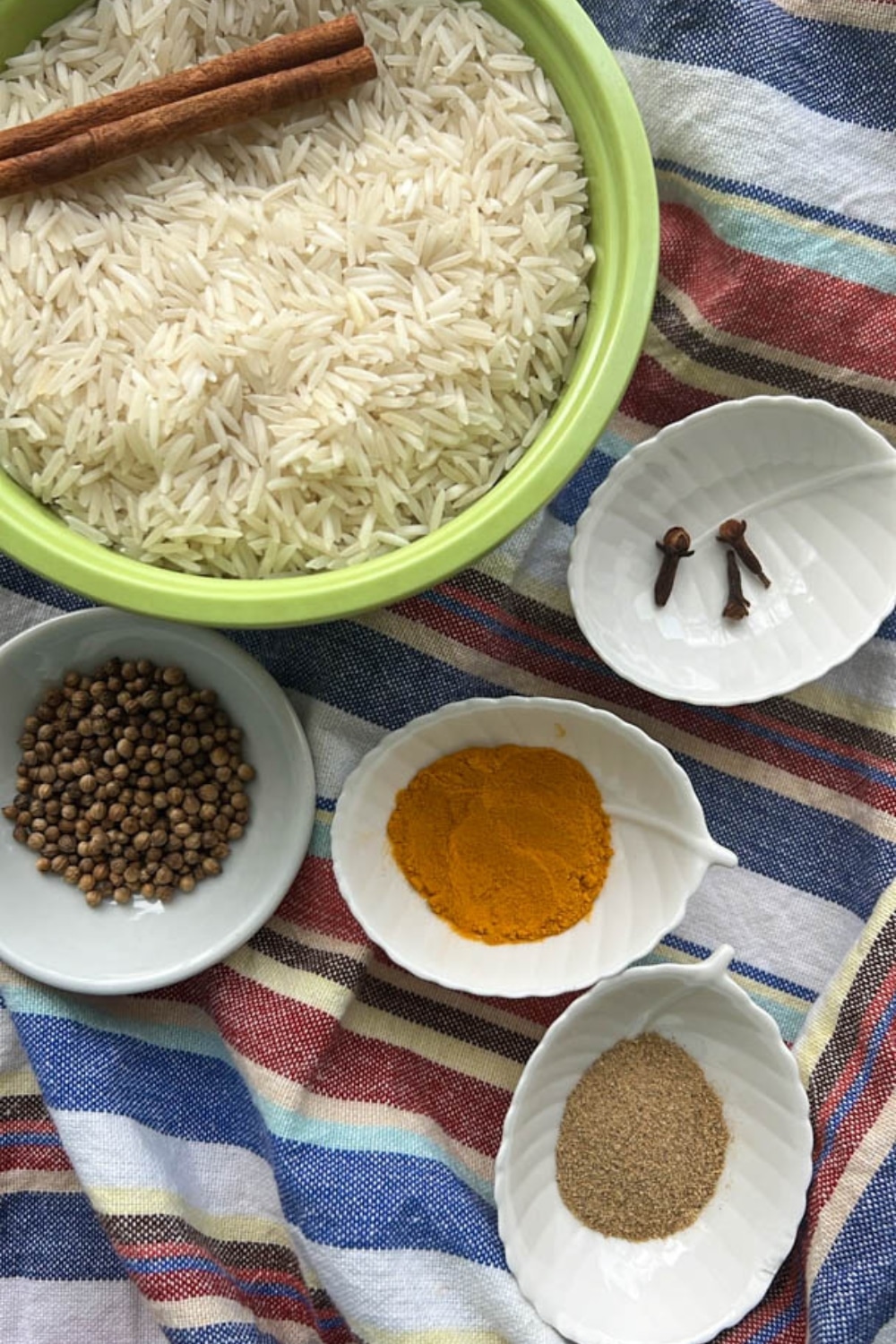 ingredients to make pressure cooker indian rice