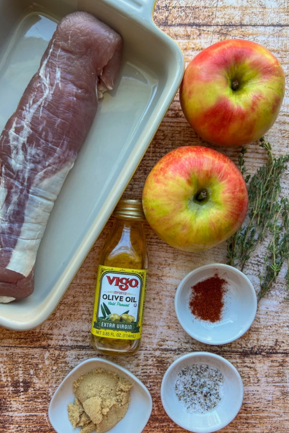 INGREDIENTS TO MAKE ROASTED PORK TENDERLOIN WITH APPLES