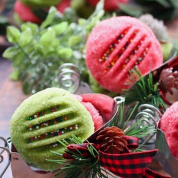 WHIPPED SHORTBREAD COOKIES IN A DECORATIVE SMALL SLEIGH