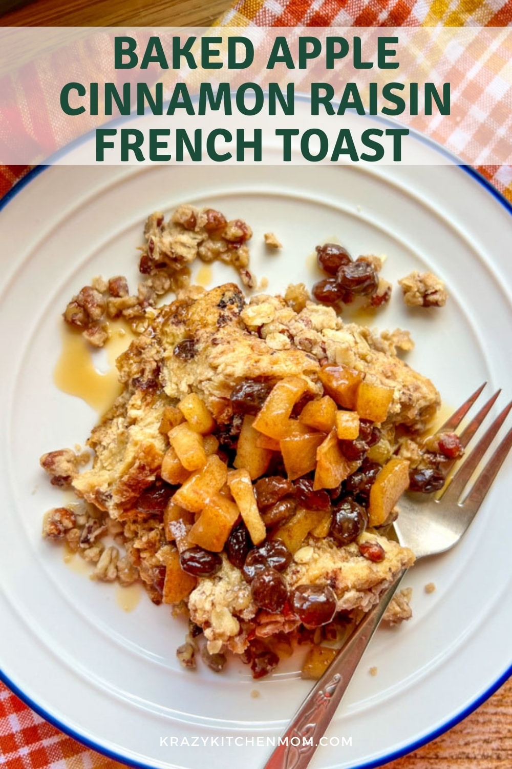 Easy make-ahead breakfast filled with apples, warm fall spices, and an irresistible pecan maple streusel and apple raisin sauce.  via @krazykitchenmom