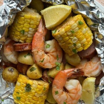 cajun shrimp boil foil packet open