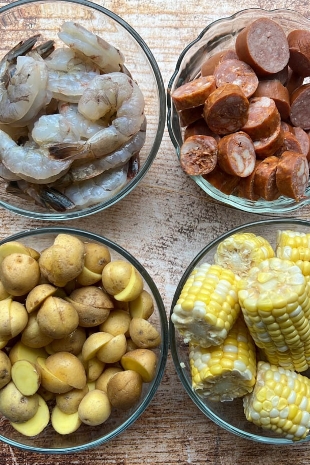 boils of ingredients to make shrimp boil packets