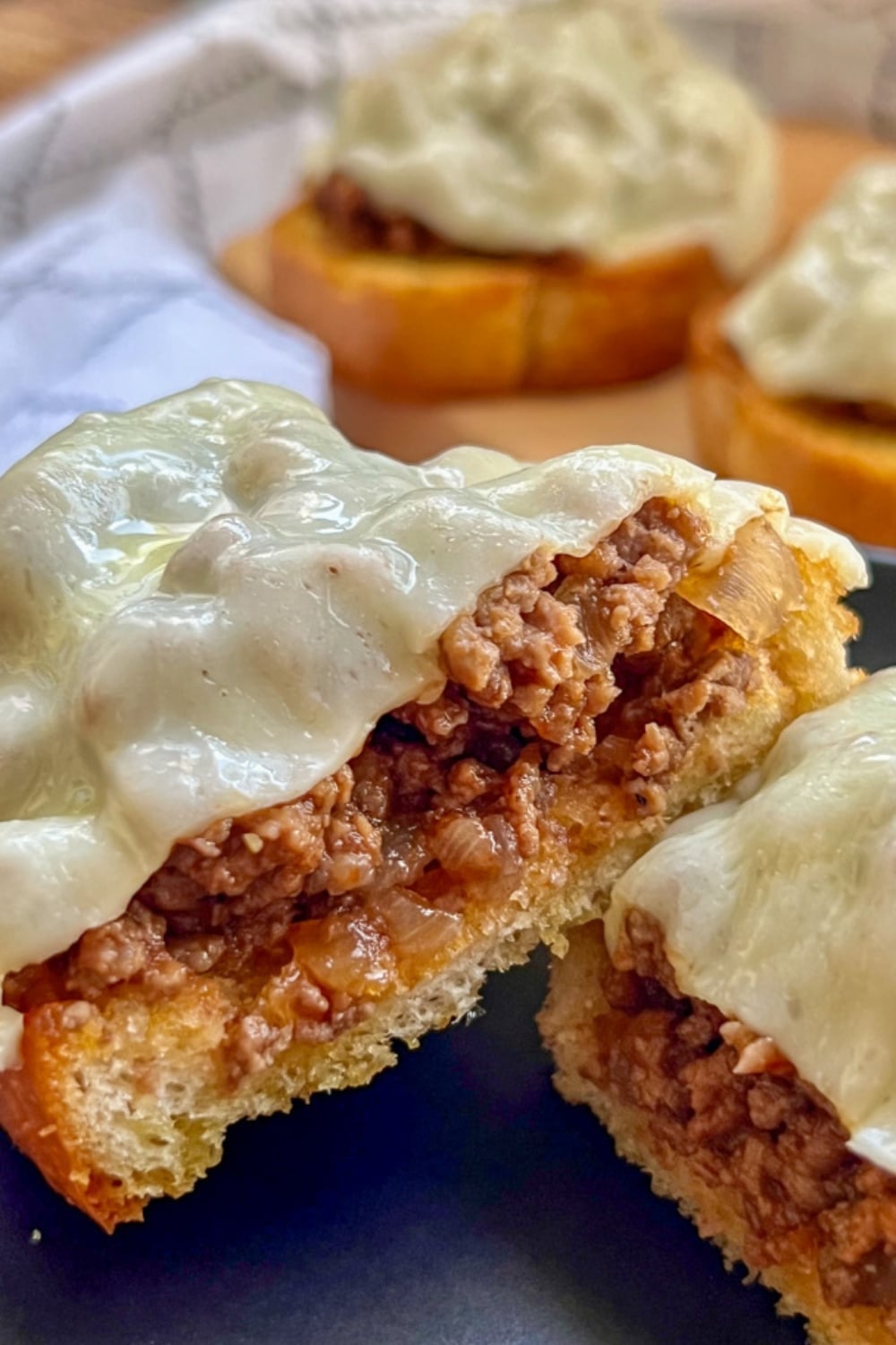 2 slices GARLIC BREAD SLOPPY JOES 