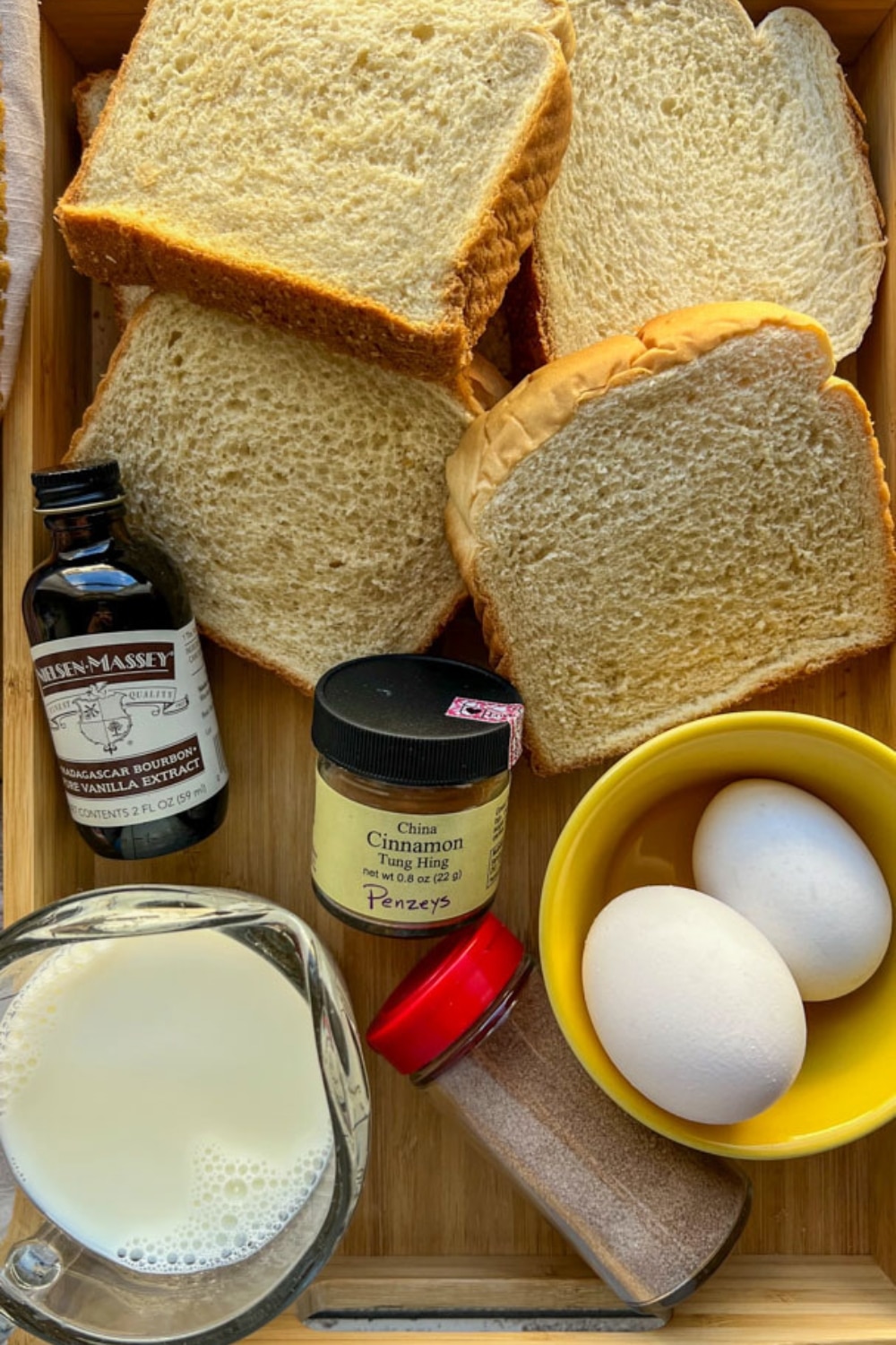 ingredients to make airy fryer french toast sticks